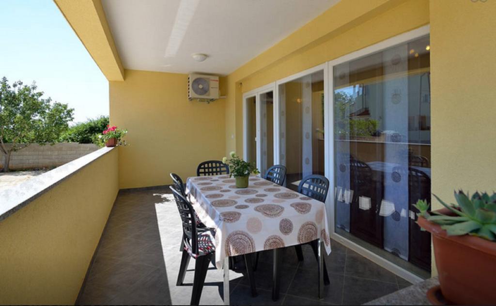 Apartment Una Pula Buitenkant foto