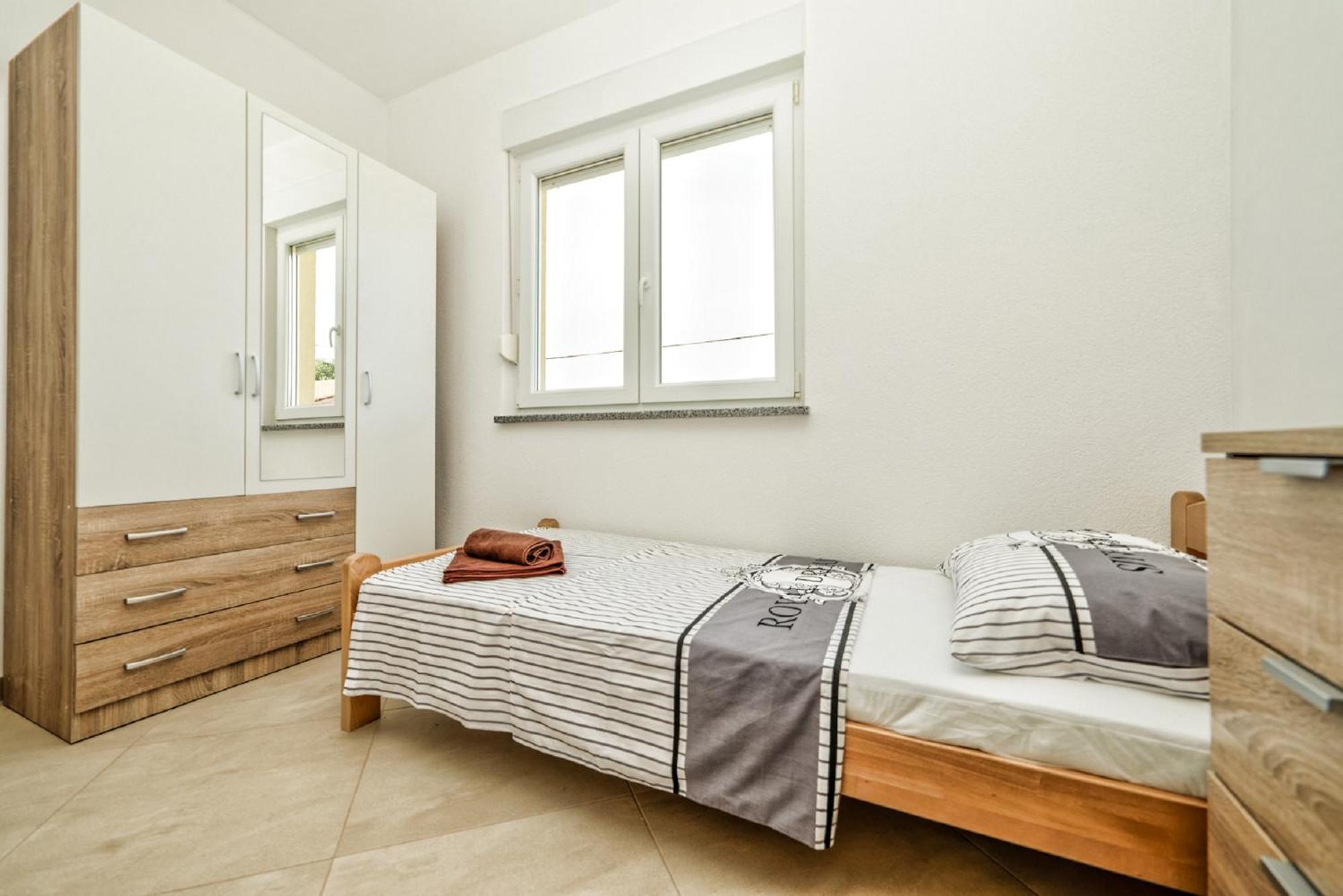 Apartment Una Pula Buitenkant foto