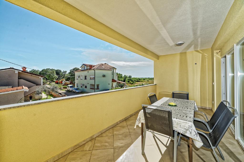 Apartment Una Pula Buitenkant foto